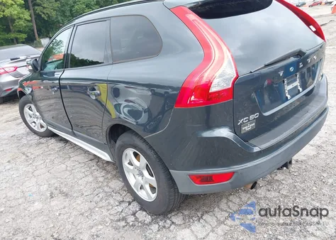 2010 Volvo Xc60 3.2 z USA, uszkodzony, nr VIN YV4960DZ1A2050990